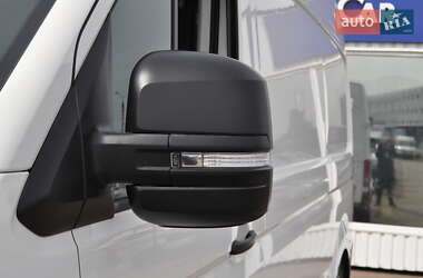 Грузовой фургон Volkswagen Crafter 2021 в 
