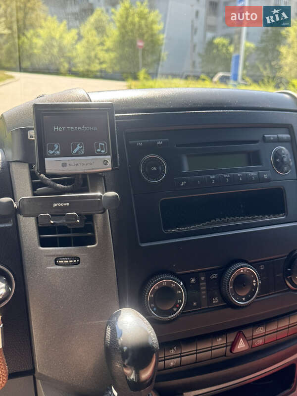 Вантажний фургон Volkswagen Crafter 2010 в Миколаєві