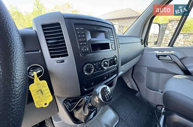 Грузовой фургон Volkswagen Crafter 2016 в 
