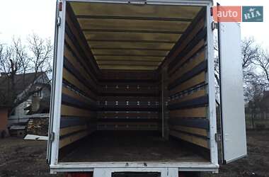 Грузовой фургон Volkswagen Crafter 2011 в 
