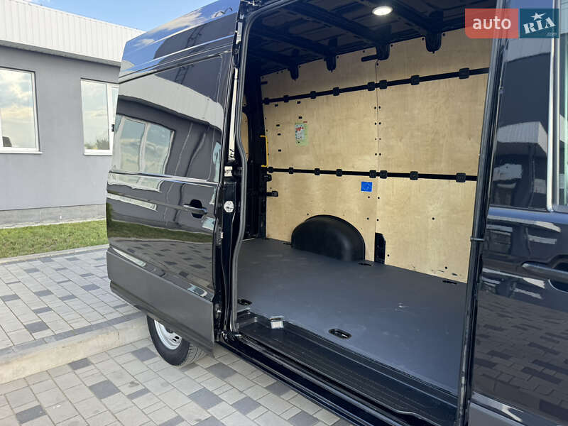Вантажний фургон Volkswagen Crafter 2019 в Ковелі