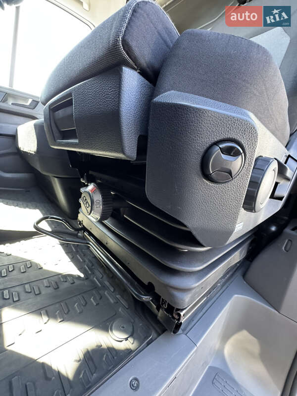 Вантажний фургон Volkswagen Crafter 2019 в Києві