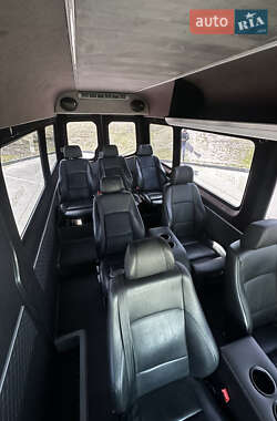 Микроавтобус Volkswagen Crafter 2012 в 