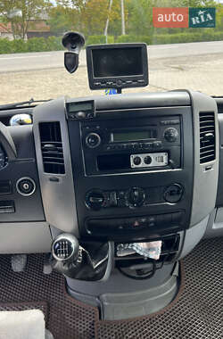 Грузовой фургон Volkswagen Crafter 2012 в 