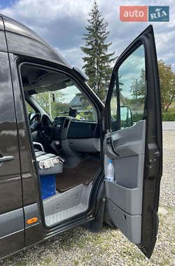 Грузовой фургон Volkswagen Crafter 2012 в 
