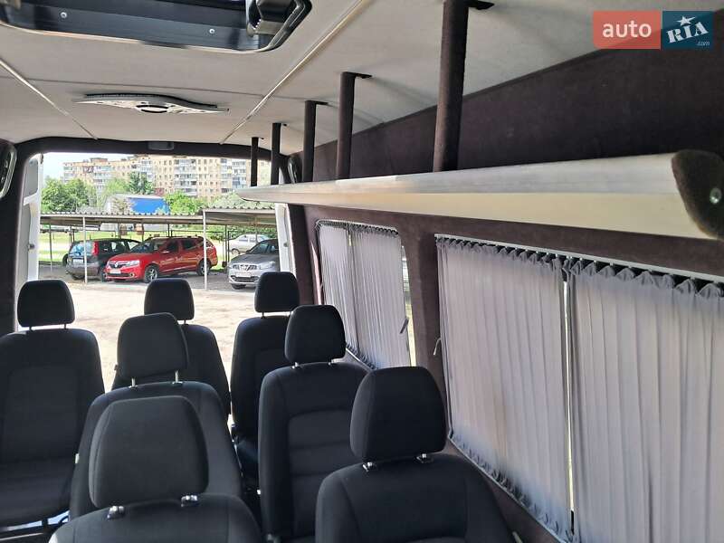 Мікроавтобус Volkswagen Crafter 2013 в Кривому Розі