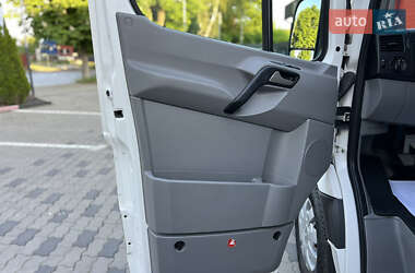 Вантажний фургон Volkswagen Crafter 2014 в 