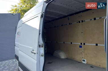Вантажний фургон Volkswagen Crafter 2014 в 