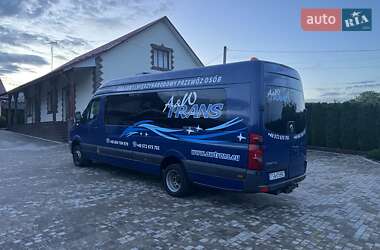 Пригородный автобус Volkswagen Crafter 2010 в 