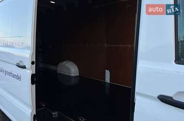 Вантажний фургон Volkswagen Crafter 2020 в 