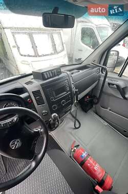 Туристический / Междугородний автобус Volkswagen Crafter 2012 в 