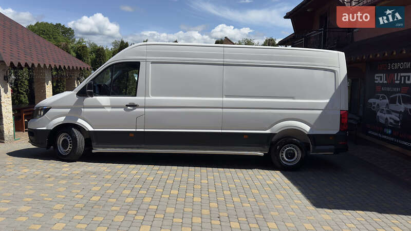 Вантажний фургон Volkswagen Crafter 2017 в Сваляві