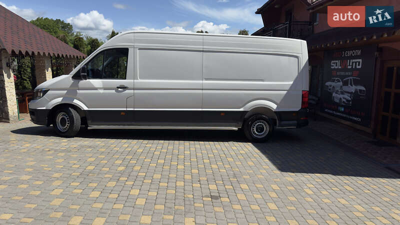 Вантажний фургон Volkswagen Crafter 2017 в Сваляві