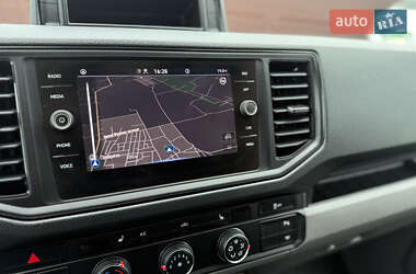 Грузовой фургон Volkswagen Crafter 2020 в 