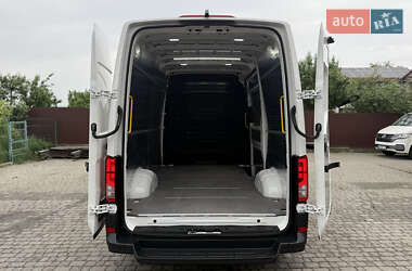 Грузовой фургон Volkswagen Crafter 2020 в 