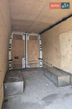 Грузовой фургон Volkswagen Crafter 2017 в 