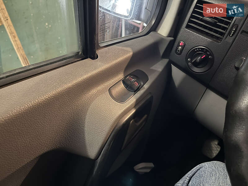 Грузовой фургон Volkswagen Crafter 2008 в Херсоне