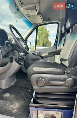 Туристический / Междугородний автобус Volkswagen Crafter 2012 в 