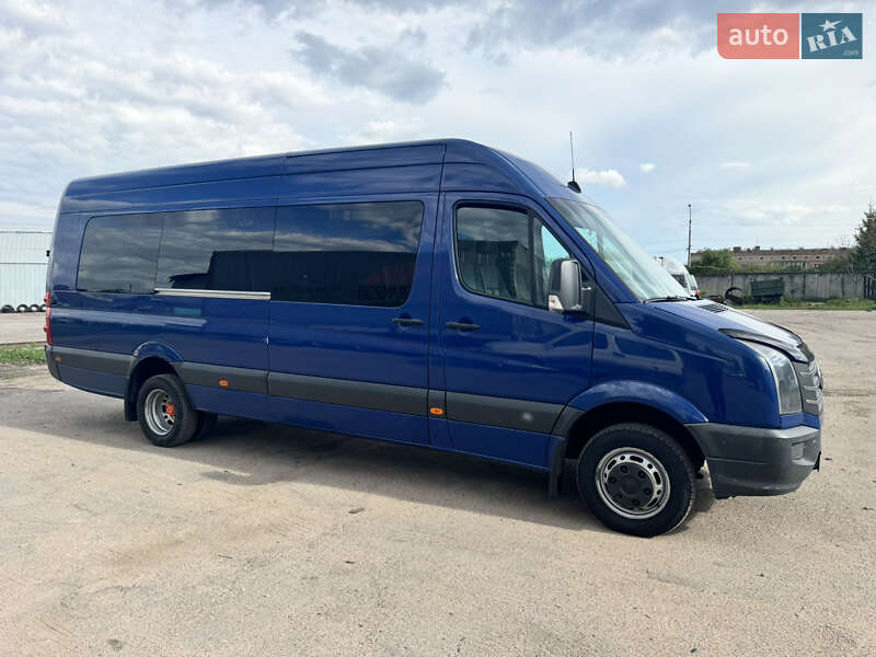 Туристический / Междугородний автобус Volkswagen Crafter 2012 в 