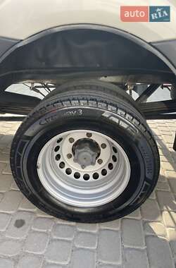 Грузовой фургон Volkswagen Crafter 2015 в 