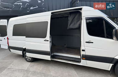 Грузовой фургон Volkswagen Crafter 2015 в 