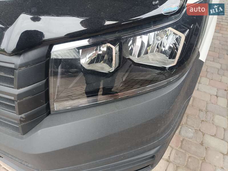 Грузовой фургон Volkswagen Crafter 2023 в Киеве