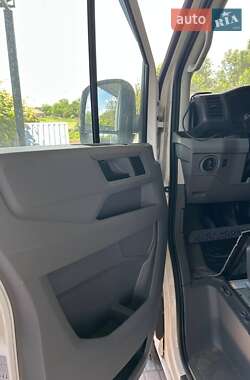 Вантажний фургон Volkswagen Crafter 2023 в 