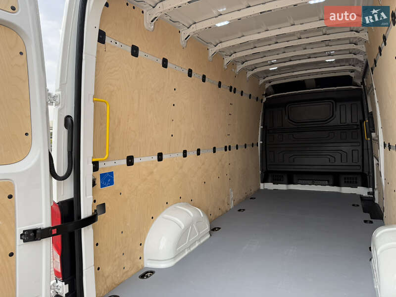 Грузовой фургон Volkswagen Crafter 2021 в Киеве