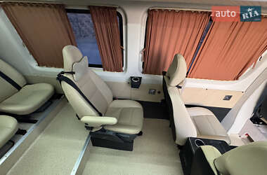 Микроавтобус Volkswagen Crafter 2012 в 