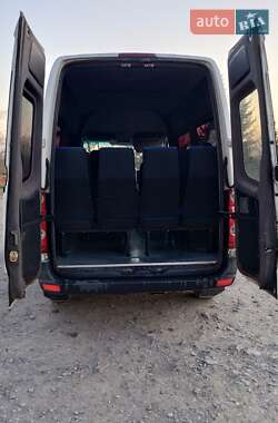 Туристический / Междугородний автобус Volkswagen Crafter 2012 в 