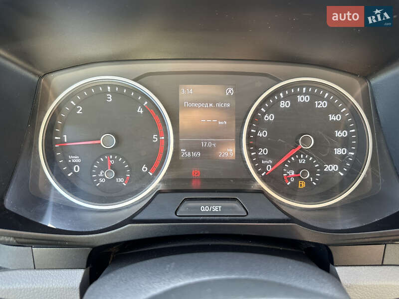 Вантажний фургон Volkswagen Crafter 2017 в Житомирі