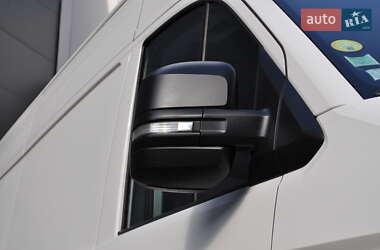 Грузовой фургон Volkswagen Crafter 2020 в 