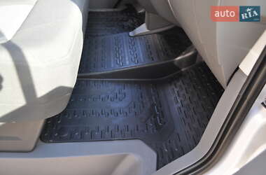 Грузовой фургон Volkswagen Crafter 2020 в 