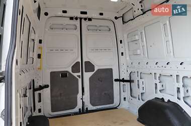 Грузовой фургон Volkswagen Crafter 2019 в 