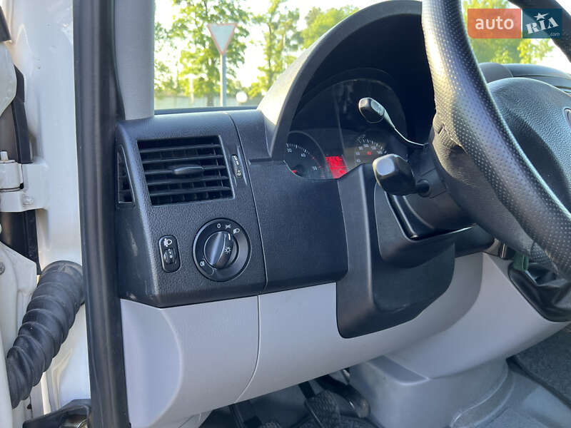 Автовоз Volkswagen Crafter 2011 в Владимире