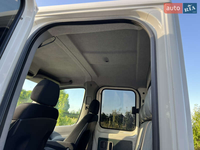 Автовоз Volkswagen Crafter 2011 в Владимире