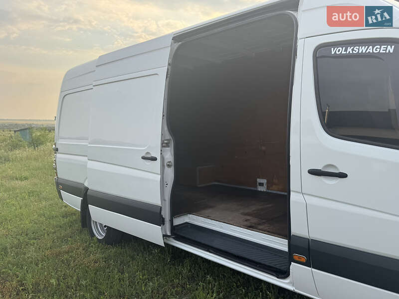 Вантажний фургон Volkswagen Crafter 2014 в Хмельницькому
