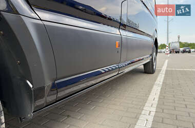 Грузовой фургон Volkswagen Crafter 2022 в 