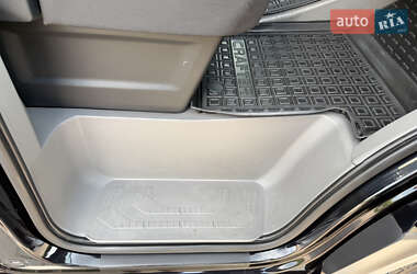 Грузовой фургон Volkswagen Crafter 2022 в 