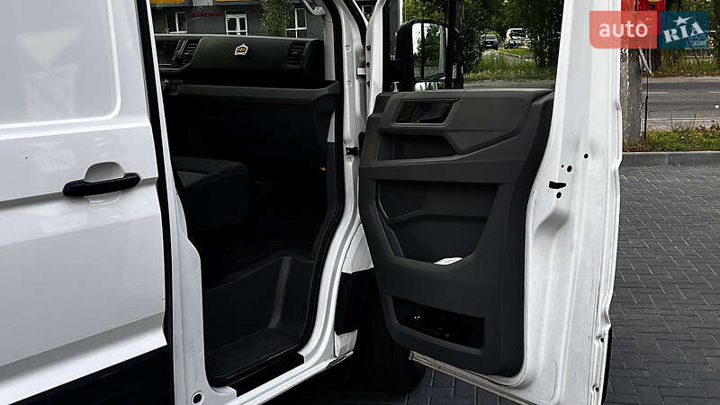 Грузовой фургон Volkswagen Crafter 2019 в Киеве