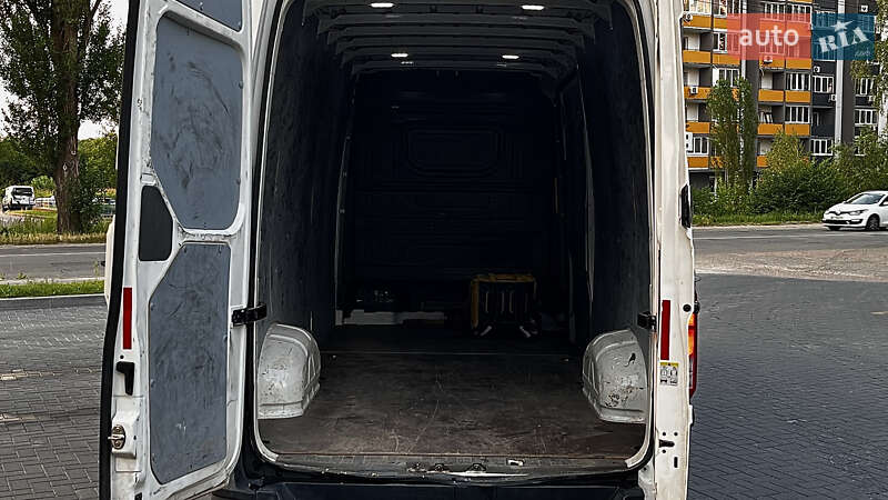 Грузовой фургон Volkswagen Crafter 2019 в Киеве