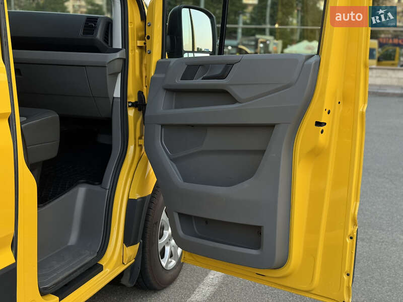Вантажний фургон Volkswagen Crafter 2018 в Києві