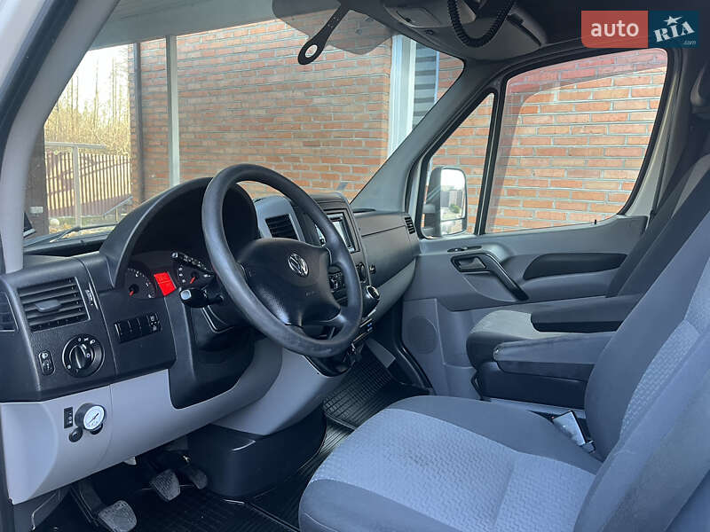 Автовоз Volkswagen Crafter 2013 в Луцке