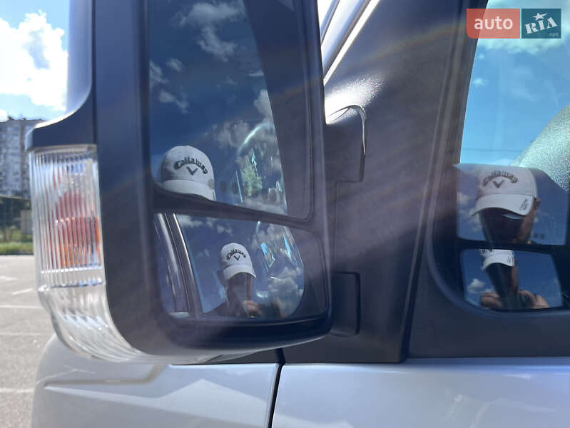 Микроавтобус Volkswagen Crafter 2016 в Киеве