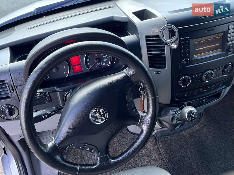 Микроавтобус Volkswagen Crafter 2016 в Киеве