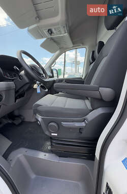 Вантажний фургон Volkswagen Crafter 2020 в 
