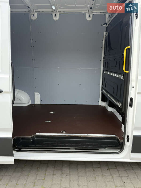 Грузовой фургон Volkswagen Crafter 2021 в Киеве