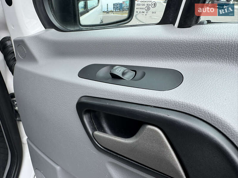 Мікроавтобус Volkswagen Crafter 2015 в Києві