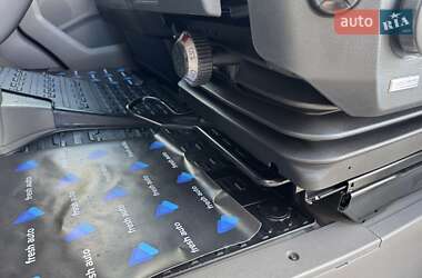 Грузопассажирский фургон Volkswagen Crafter 2021 в 
