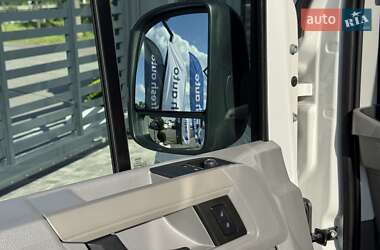 Грузопассажирский фургон Volkswagen Crafter 2021 в 